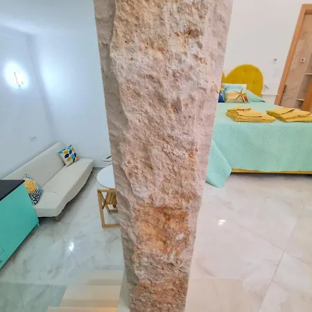 Apartamento T1 - Composto Por Quarto, Casa De Banho E Cozinha Ideal Para 1 Casal De Ferias Guest house Nazare