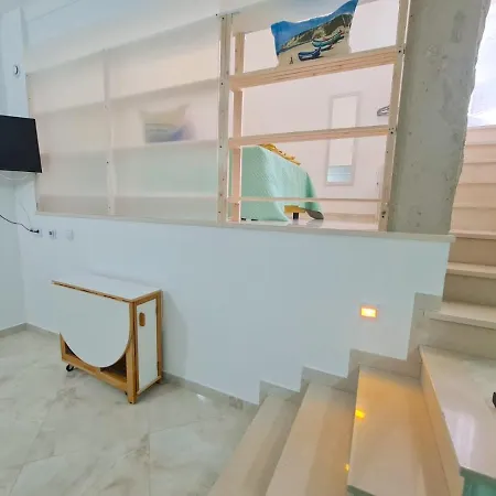 Apartamento T1 - Composto Por Quarto, Casa De Banho E Cozinha Ideal Para 1 Casal De Ferias Guest house