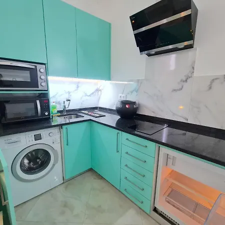 Guest house Apartamento T1 - Composto Por Quarto, Casa De Banho E Cozinha Ideal Para 1 Casal De Ferias