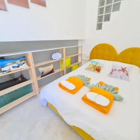 Apartamento T1 - Composto Por Quarto, Casa De Banho E Cozinha Ideal Para 1 Casal De Ferias Guest house Nazare